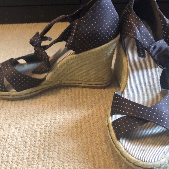 Tommy Hilfiger wedge sandals - Picture 2 of 4